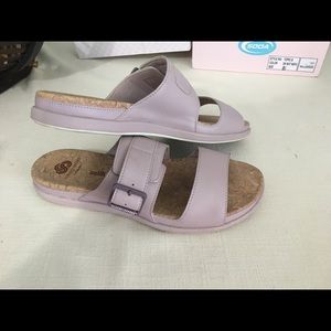 Clarks Cloudsteppers in blush